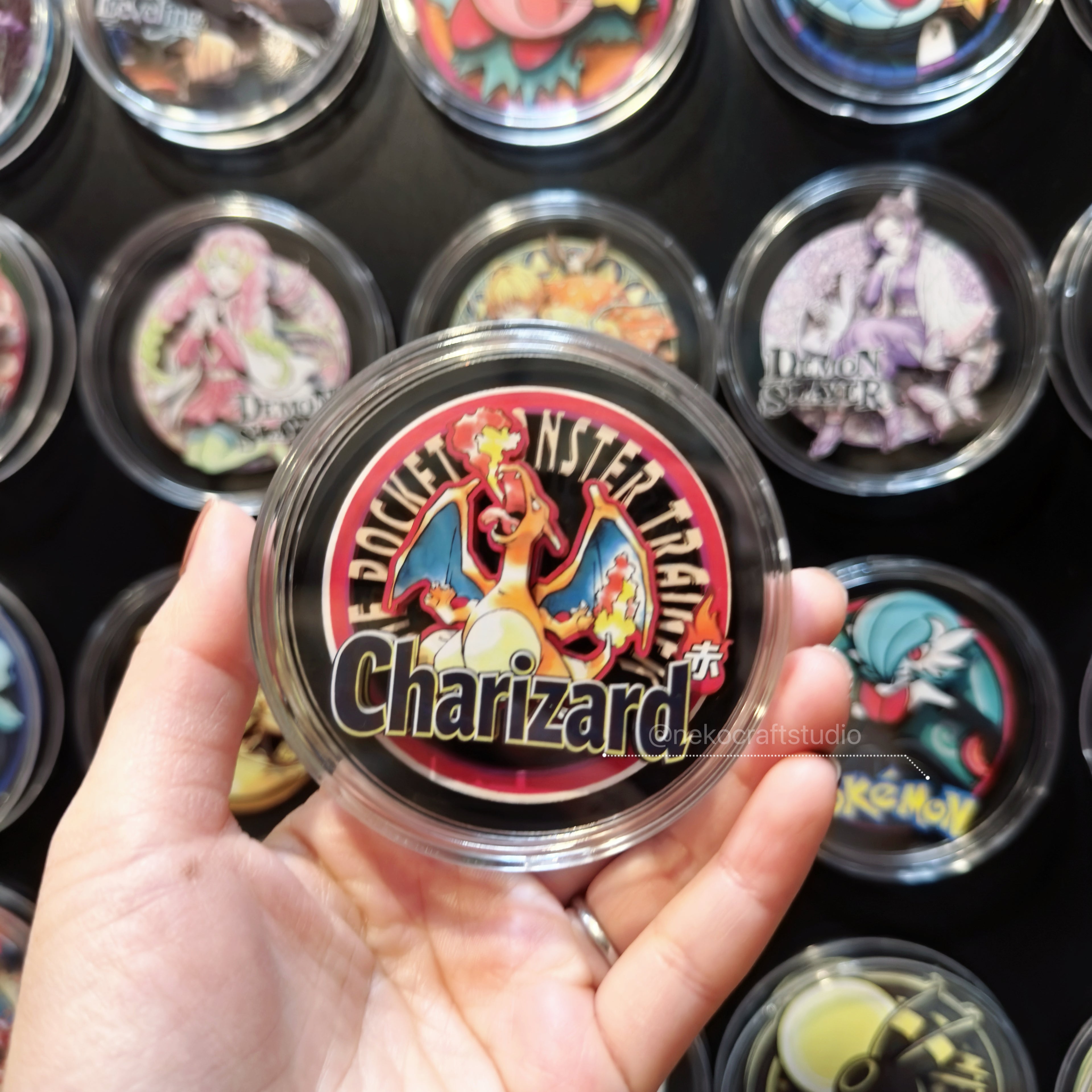 Pokemon- Charizard - Paper Cut Magnet